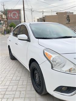 نيسان فيرسا